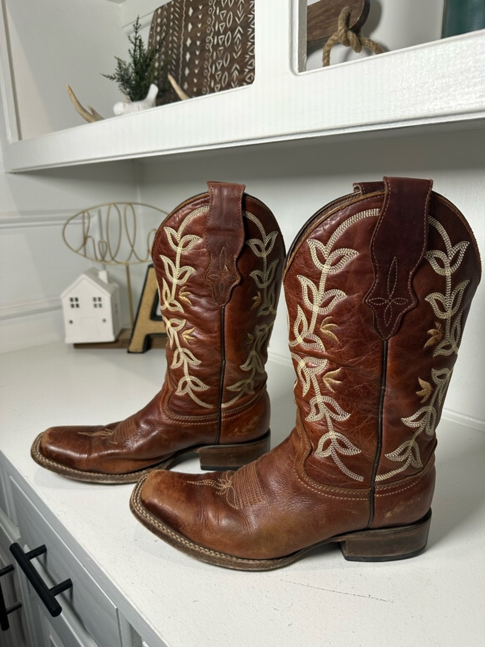 Circle G Corral Boots Womens 9.5M Brown Embroidered Western Cowgirl Classic